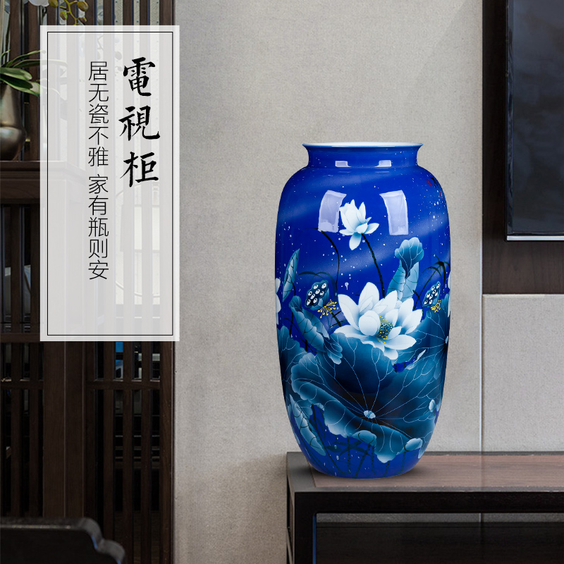 Jingdezhen ceramic bottle water raise high blue and white porcelain vase hand - made lotus lucky bamboo large Chinese style living room furnishing articles