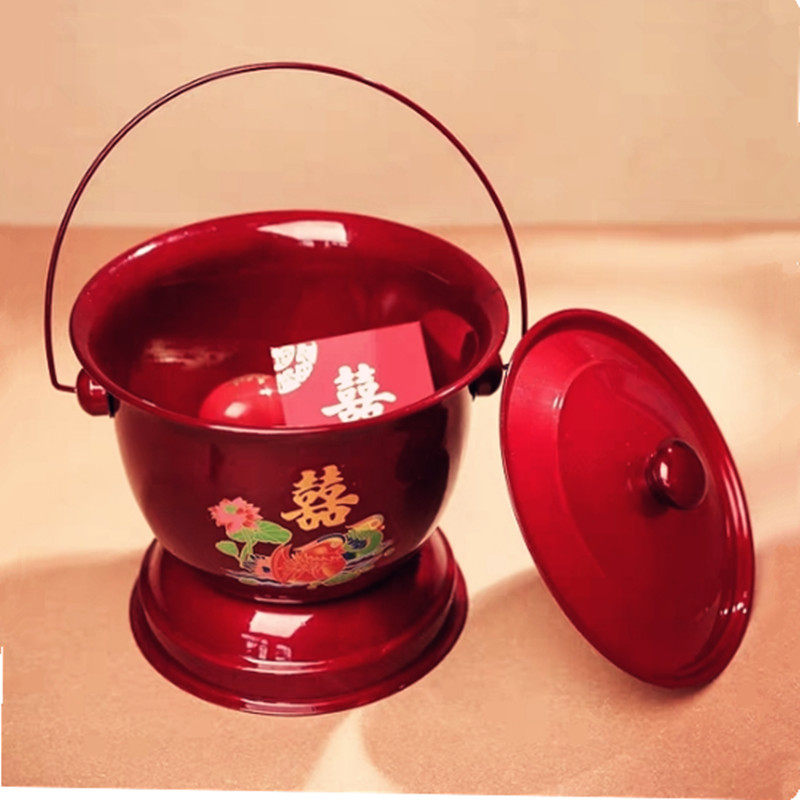 婚庆用品铁痰盂子孙桶红色高脚痰盂红色搪瓷带盖夜壶尿壶结婚陪嫁