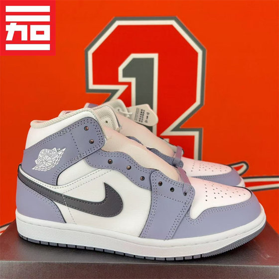 AIR JORDAN 1 MID AJ1 men's classic high-top versatile casual basketball shoes DQ8426-401-145
AIR JORDAN 1 MID AJ1 men's classic high-top versatile casual basketball shoes DQ8426-401-145