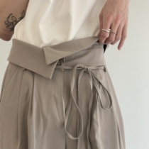 COLN wear this single tree 1 a clear-cut flap high waist strap casual Western pants to win 1 in the summer 1 crowdpants