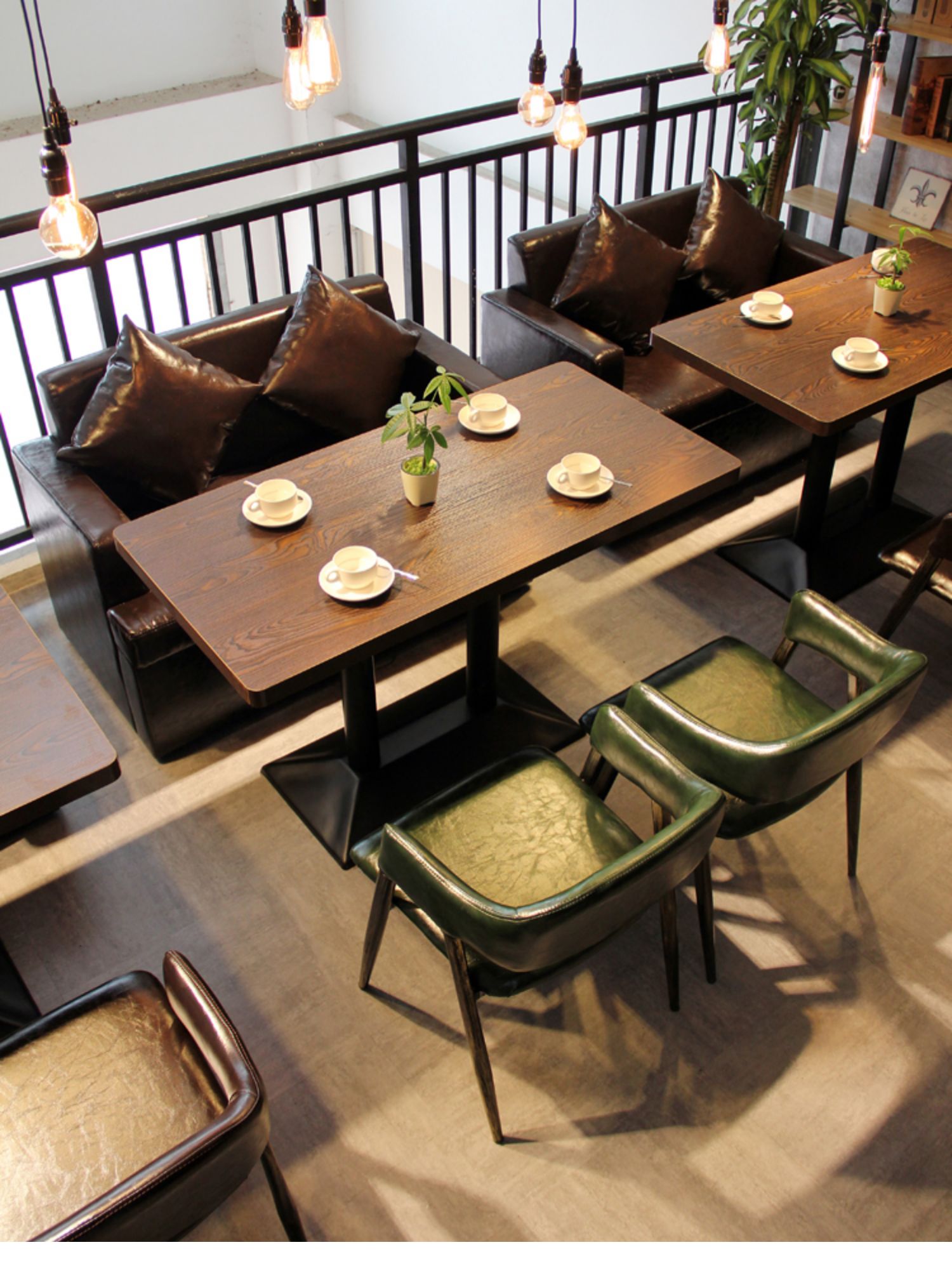 咖啡厅桌椅组合主题西餐厅酒吧桌椅甜品饮品奶茶店小吃店卡座沙发