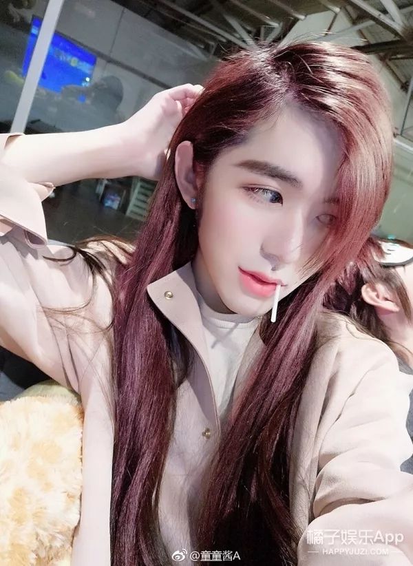 看完这些男扮女装的化妆对比图