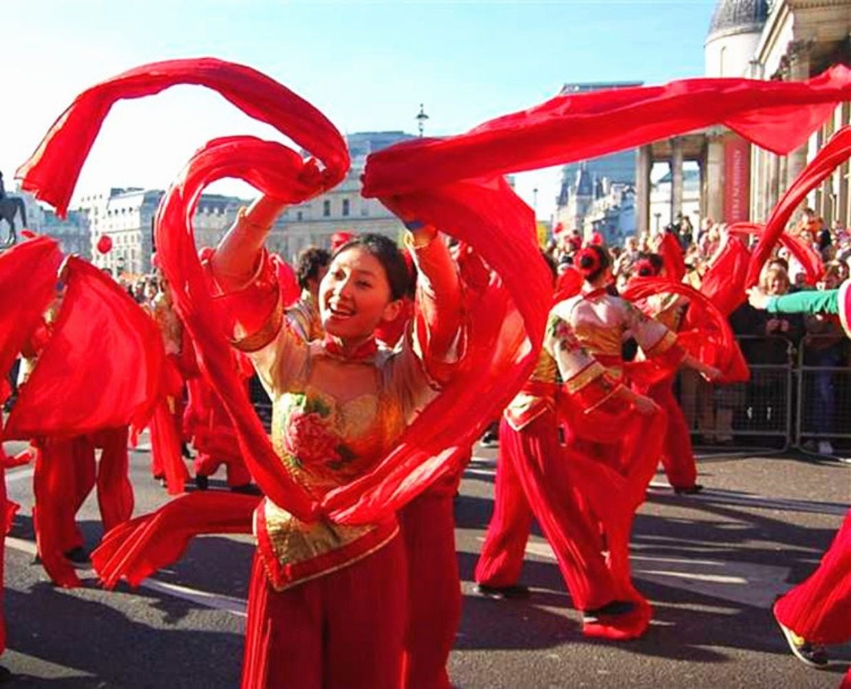 秧歌红绸带 舞蹈绸子 红绸布 彩带 腰鼓绸带 方巾 红黄绿两条包邮