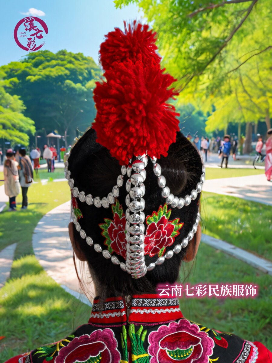 三朵花黑色鸡冠帽精品绣花公鸡帽彝族烟盒舞蹈服装配饰盛装公鸡帽