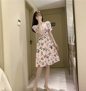 Square neck dress women’s waistline shows thin printed bubble sleeve short skirt