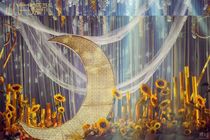 Wedding props Central European creative decoration Wrought iron moon boat Dream Fairy Tale theme wedding stage decoration ornaments