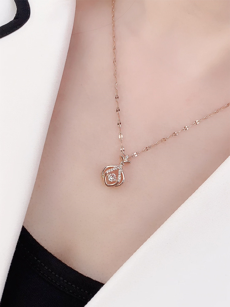 Smart Sachet Necklace 2022 New Women's New Internet Hot Light Luxury Minority Design Clavicle Chain Jewelry Fashion