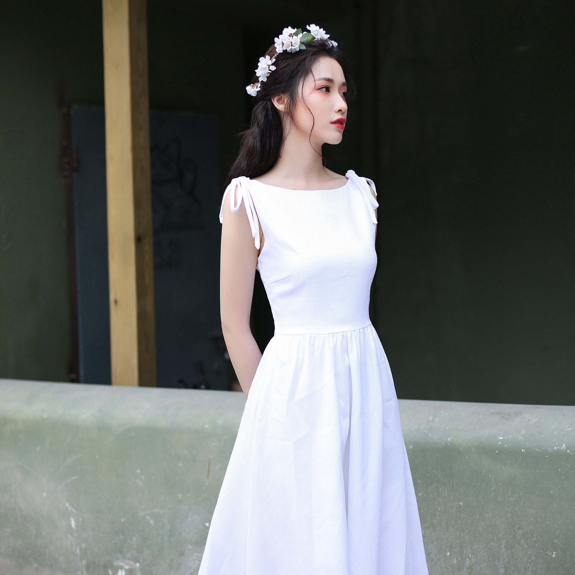 在哪里,当你停留,意念又在哪里, 送你一首渡河的歌,裙子款式简单大方