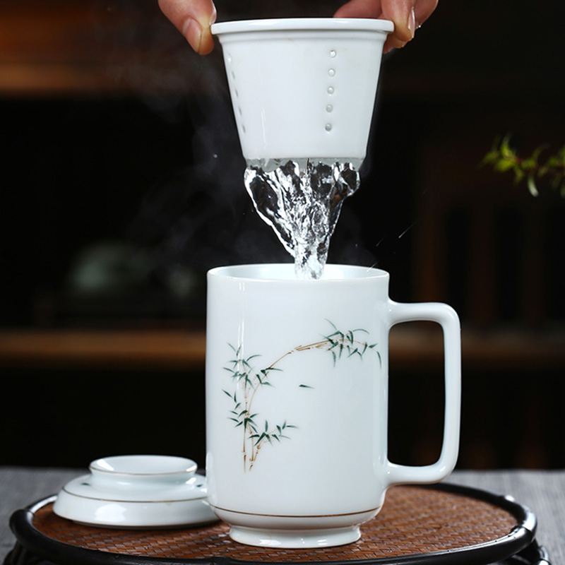 Jingdezhen tea cups with cover ceramic filtration separation cup tea mugs ins office household drinking water cup