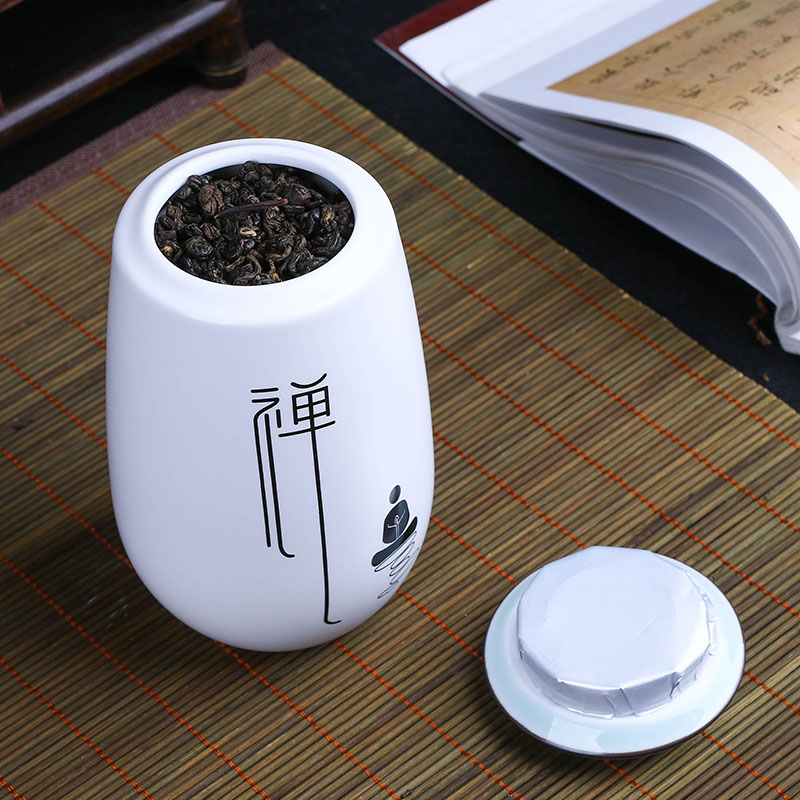 Jingdezhen ceramic caddy fixings general seal pot home small moistureproof receives half jins of contracted storage tanks