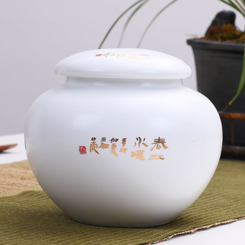 Jingdezhen ceramic tea pot medium, general storage sealing canned tea urn tea caddy fixings household moistureproof