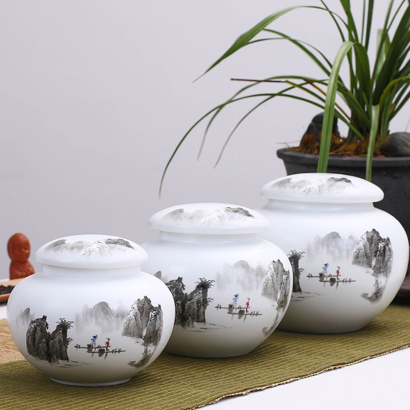 Jingdezhen ceramic tea pot medium, general storage sealing canned tea urn tea caddy fixings household moistureproof