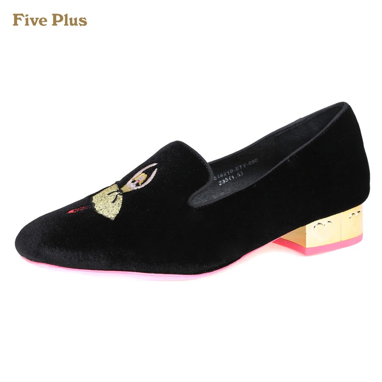Five Plus2015新女秋装丝绒刺绣图案中跟鞋单鞋乐福鞋2YS3518210