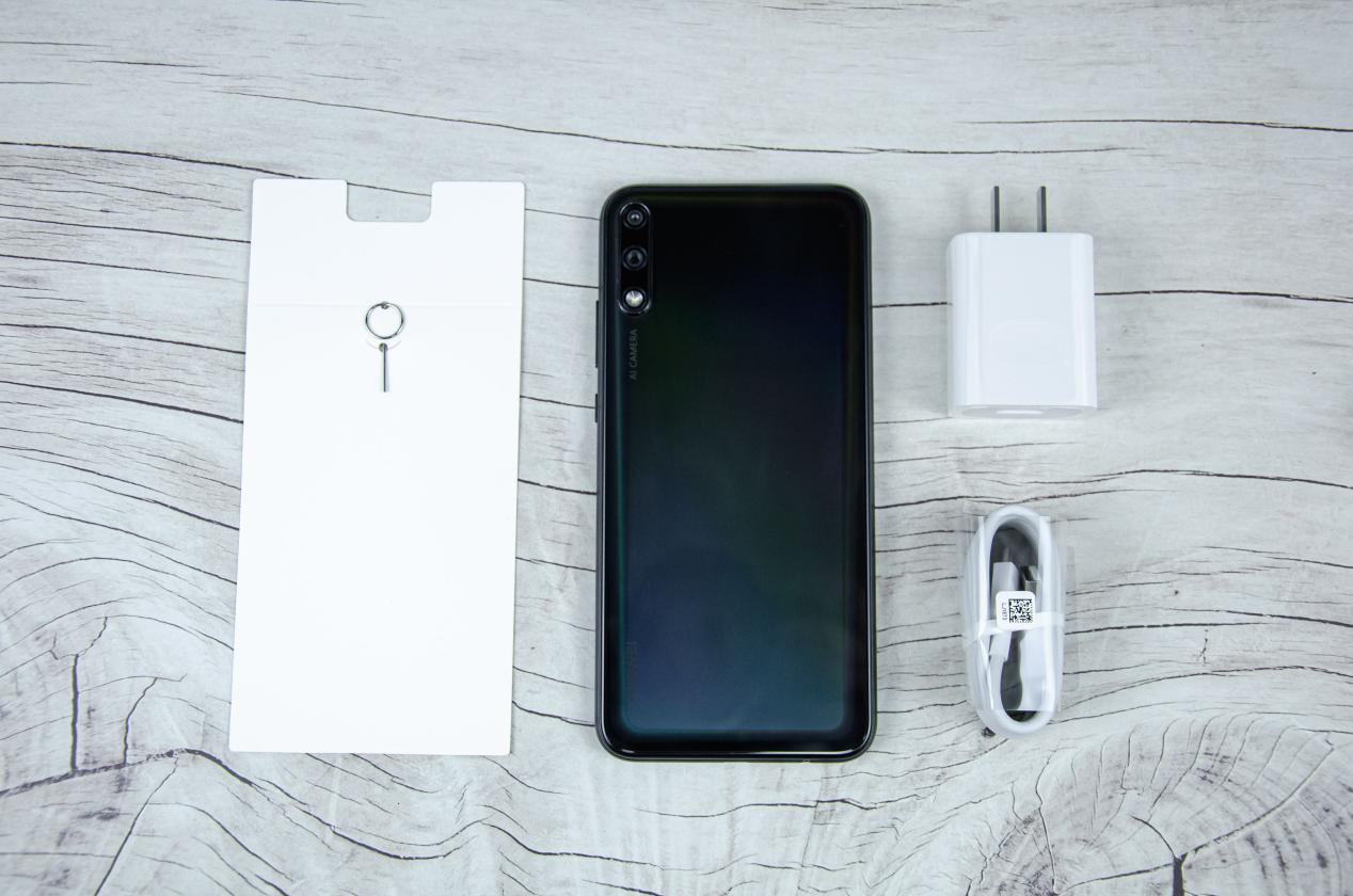 华为畅享10体验:千元堆料王名不虚传