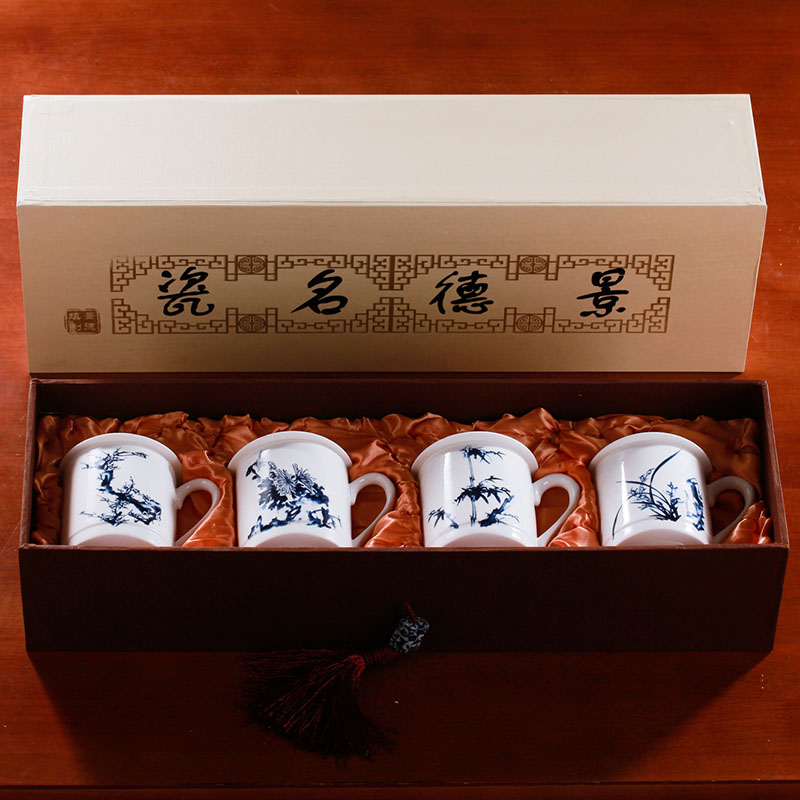 Jingdezhen ceramic cup ipads porcelain cup, office cup and cup with cover cup cup by patterns to send gifts