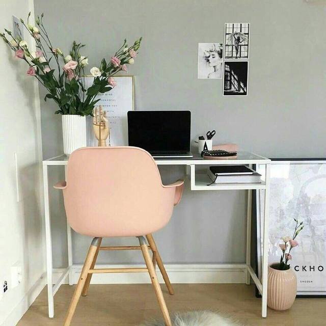 Nordic ງ່າຍດາຍຕາຕະລາງ dressing ຫ້ອງນອນແກ້ວພື້ນຜິວອິນເຕີເນັດສະເຫຼີມສະຫຼອງ in mini ງ່າຍດາຍຕາຕະລາງ dressing ທາດເຫຼັກກະຈົກ desktop