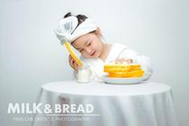 Childrens bathrobes early photo photography photo creative model simulation bread slices toast decoration cake props