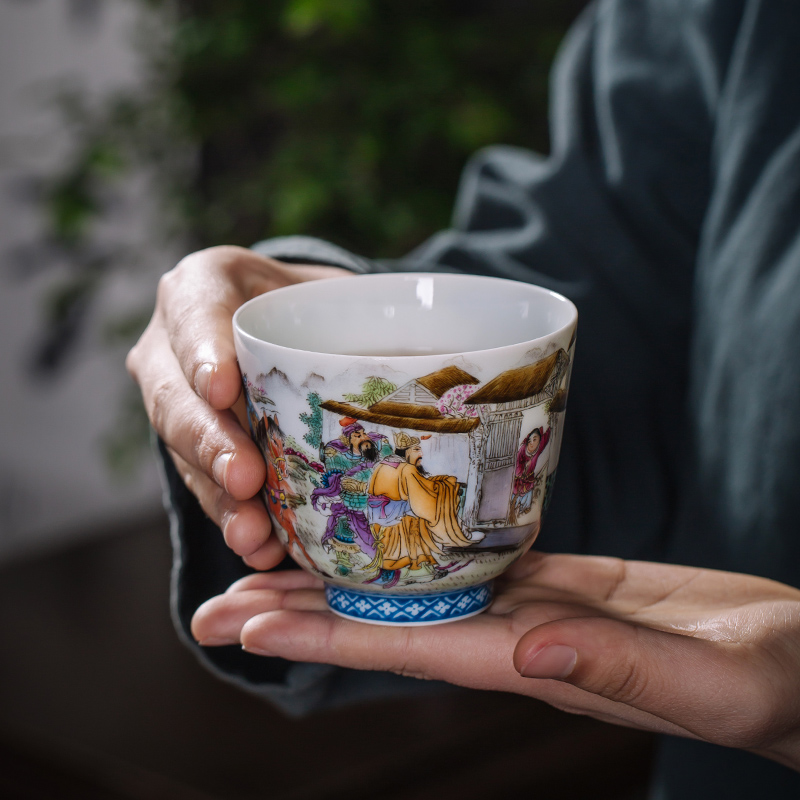 The Owl up jingdezhen tea archaize ceramic powder enamel hand - made allusion character masters cup tea cups sample tea cup