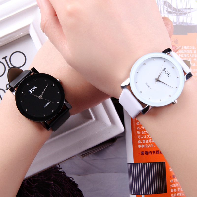 New couple watch pair price male and female students simple Korean version fashion style waterproof creative belt luminous