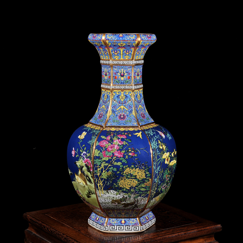 Jingdezhen ceramics antique hand - made colored enamel vase Chinese style from the sitting room porch TV ark adornment furnishing articles