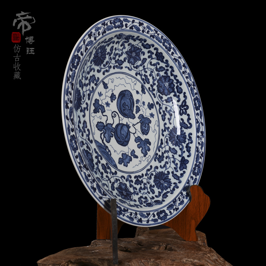 Jingdezhen ceramic decoration plate sit plate hanging dish hand - made antique blue and white lotus flower pumpkin porcelain crafts