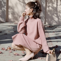 Daxi homemade 2019 winter new fashion high collar simple lantern sleeve pullover solid color skirt suit