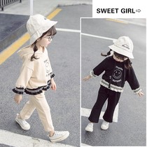 2020 new female baby spring and autumn suit 0-1-2-3-and-a-half-year-old girl 4 foreign style smiley face autumn long-sleeved two-piece suit