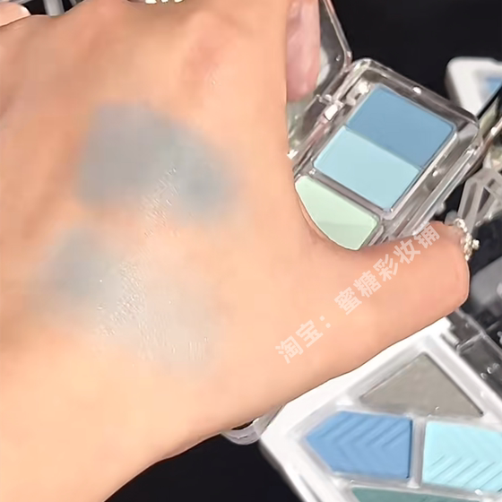 누가 민트 구미를 거절 할 수 있습니까? Pasteel Style Spring Green Collered Eyeshadow Plate Sea Salt Blue Blue Yellow 누가 민트 구미를 거절 할 수 있습니까? Pasteel Style Spring Green Collered Eyeshadow Plate Sea Salt Blue Blue Yellow