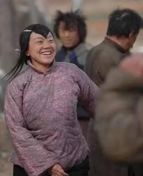 女星变村姑是什么操作,丑到爹娘都不认识