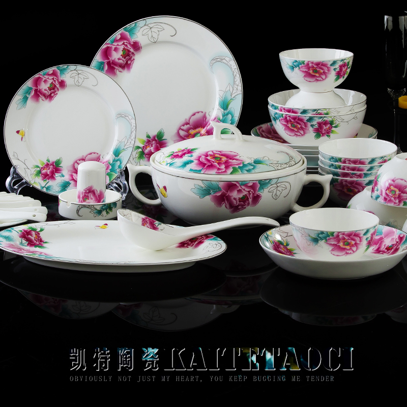 Up Phnom penh dish suits for Chinese ipads porcelain tableware household use of ceramic plate combination wedding gift set