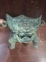 Antique bronze animal beast surface dull sound carbonization to heavy red spot Rust ornaments