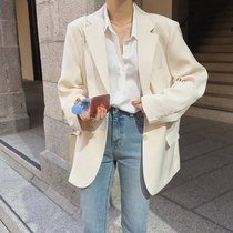 2021 Chunqiu New Internet Red Fried Street White Suit Jacket Woman Han Edition Loose Yinglun Atmosphere Quality West Suit Jacket