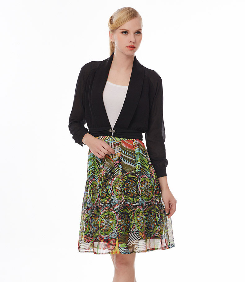 凯撒女装悠闲气质短款时尚通勤薄款外套修身短外套kfwac15901