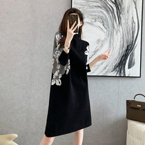 Rojia Retro Semi-High Neckline Sweater Dress Jacquard Loose Display Slim Knit Dress Woman 2022 Chun New RMOJUL