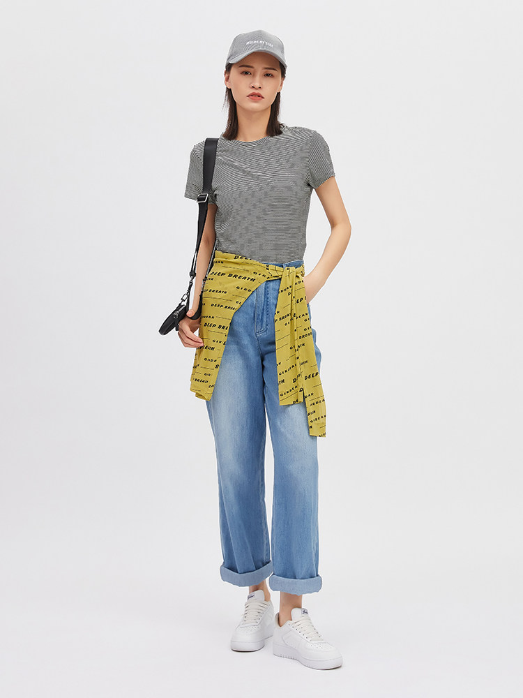 哥弟女装 圆领简约短袖套头条纹t恤a300592