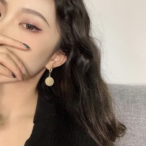 Because of the lack of Sting s925 silver needle knotted asymmetrical gold coin stud earrings Matte matte ins cold wind fashion port wind