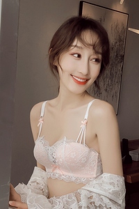 【送内裤】无钢圈舒适文胸性感蕾丝抹胸内衣聚拢调整乳罩甜美春夏