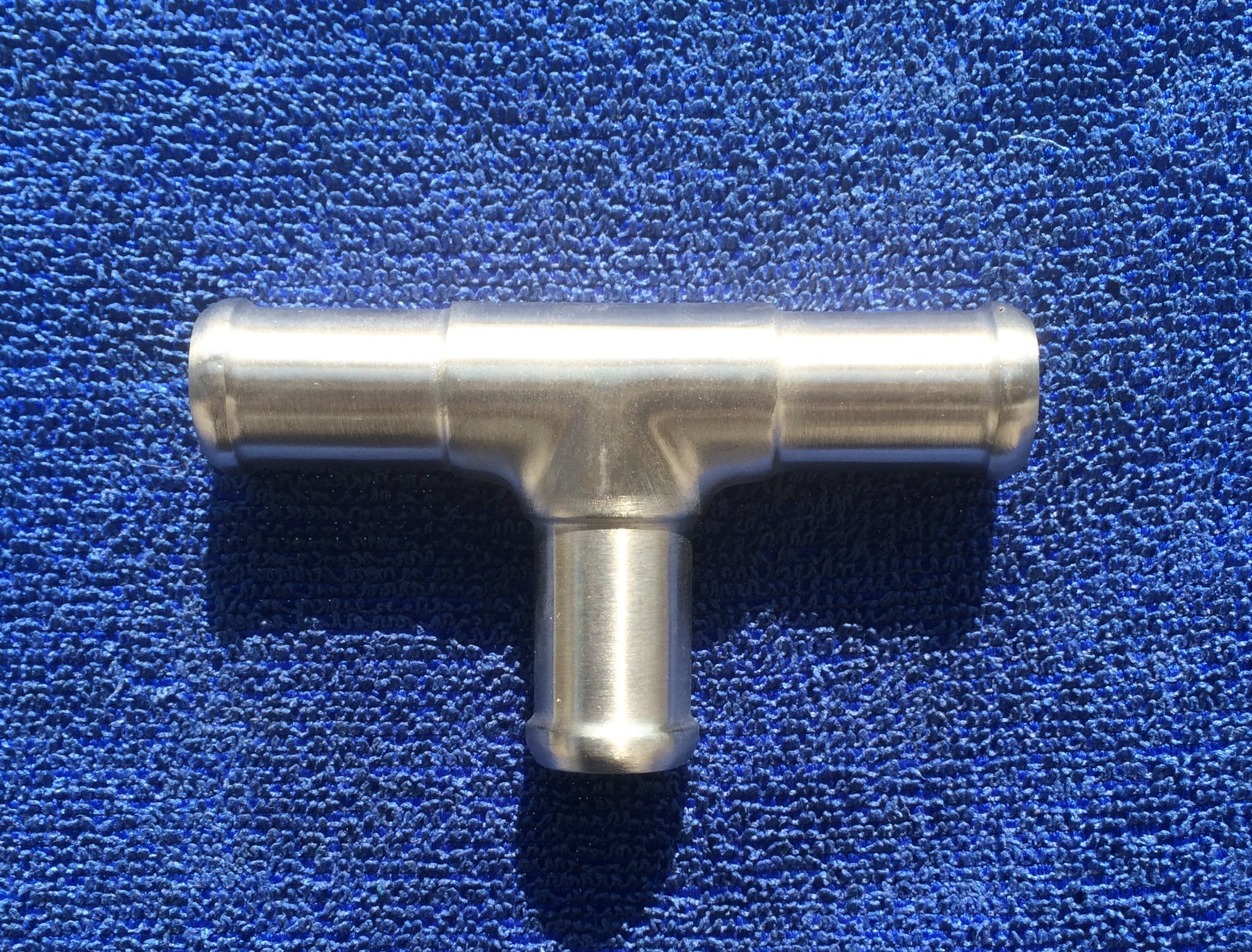 4 3.0暖风水管三通 不锈钢三通 t型