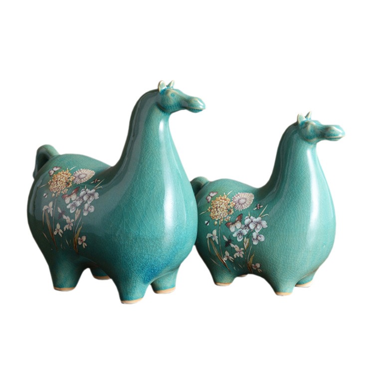 Rain tong ceramic desktop animal furnishing articles about horse horse Nordic household ceramics handicraft decoration the opened a housewarming gift