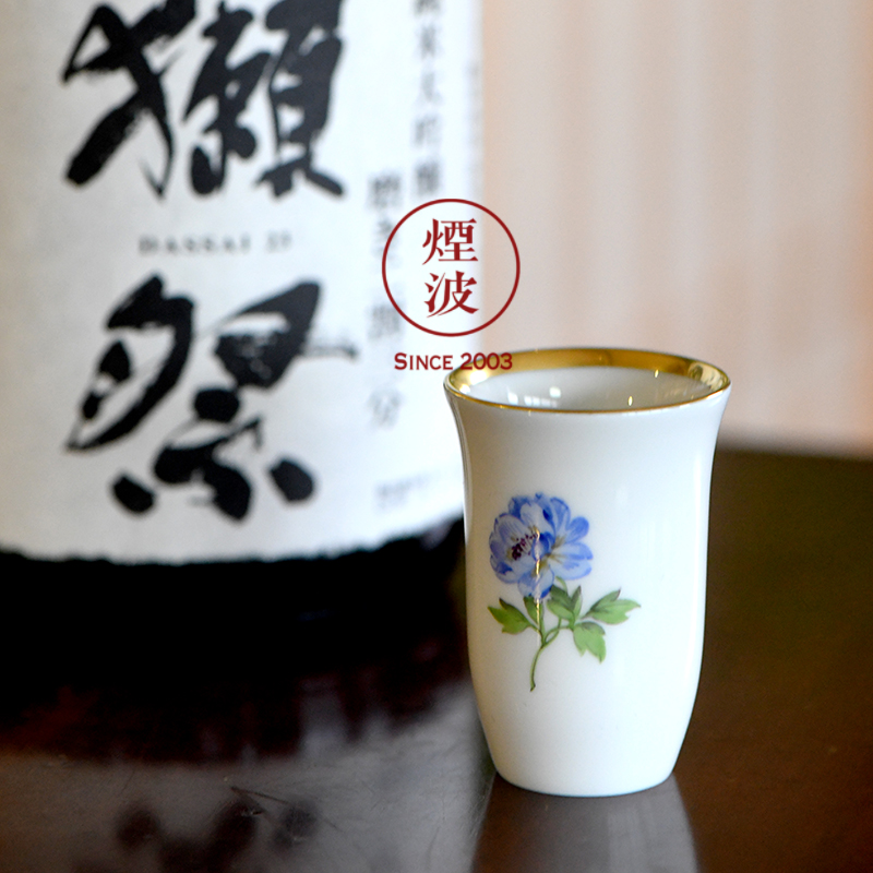 German MEISSEN porcelain mason series naturalistic painting of flowers and the see colour blue flower fragrance - smelling cup tea cups