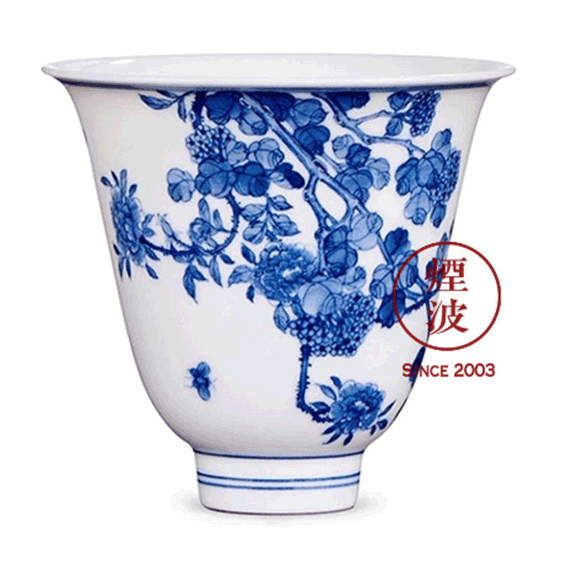 Those hidden up jingdezhen sleep mountain movement of the six kind of blue and white condensation figure kangxi bell cup sweet butterfly dance