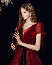  Toast dress the bride is thin 2020 new midi dress French retro red wedding velvet dress winter wedding