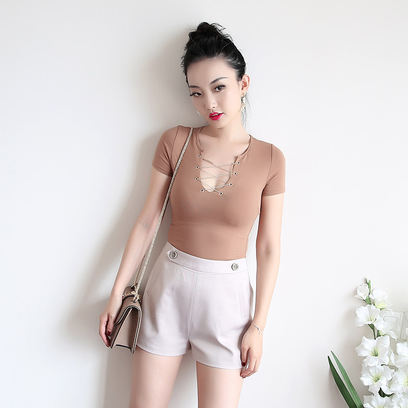 莫凝夏季新品性感百搭紧身低胸链条绑带t恤女短袖上衣修身打底衫