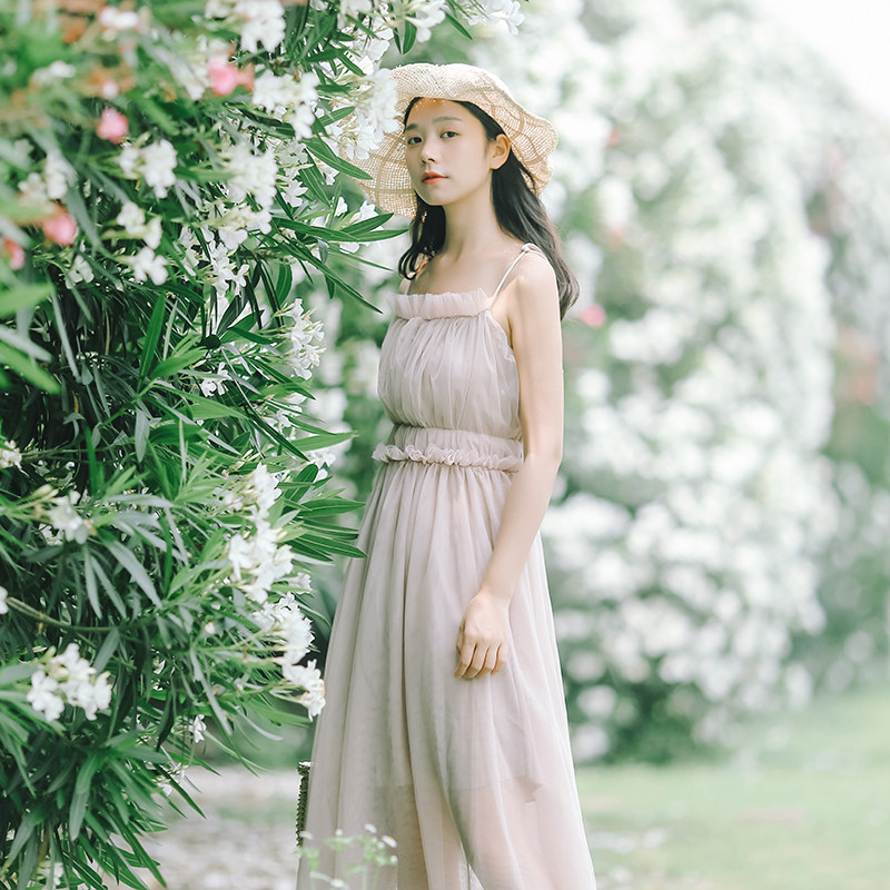 朦胧优雅网纱裙,惊艳你的整个夏天