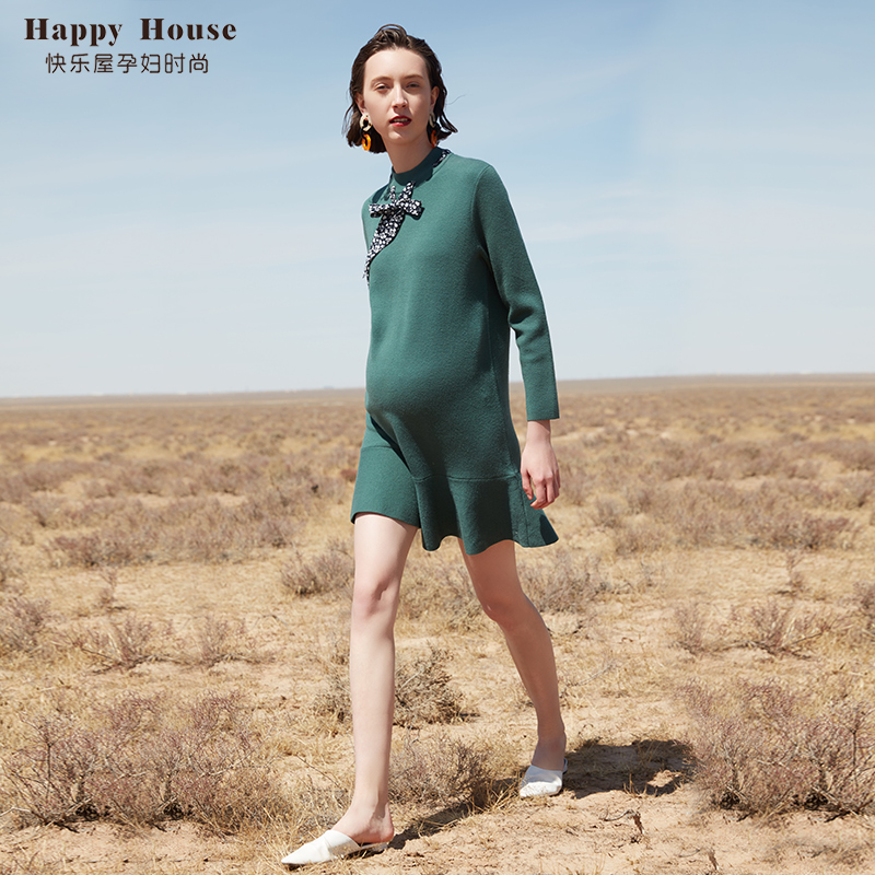 happy house small fragrant pregnant women's dress 2020 winter new style foreign style long style pregnant women's skirt age reducing pregnant women's dress