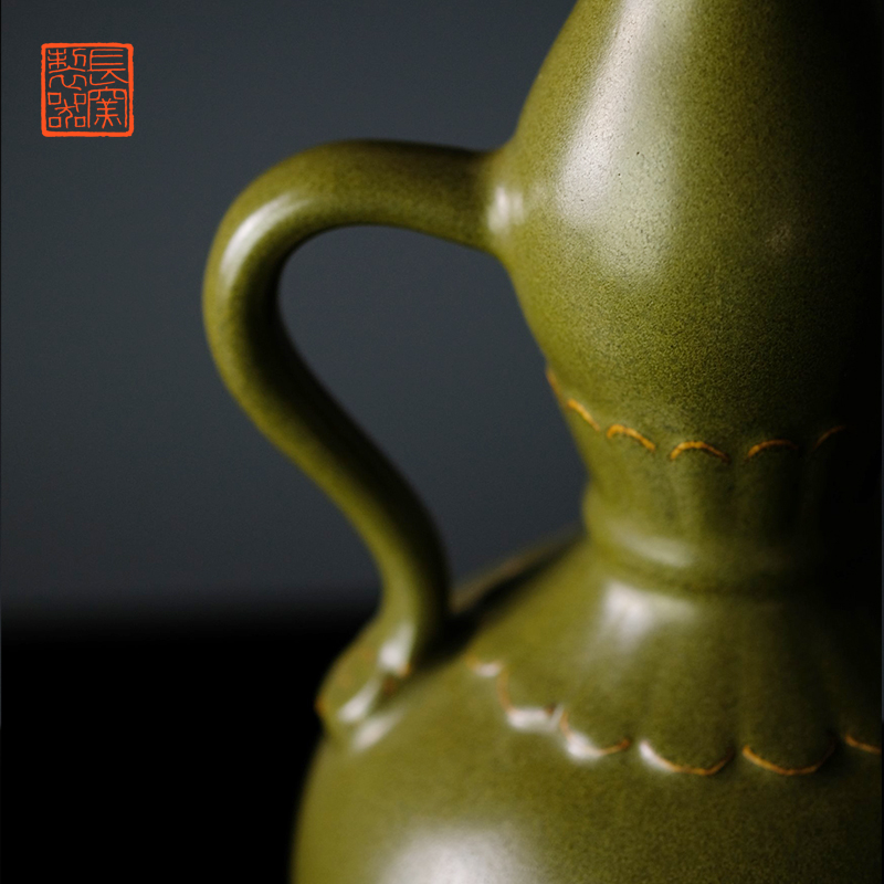 Long up in making those offered home - cooked meal glaze ribbon ear gourd bottle home furnishing articles at the end of the jingdezhen checking retro floral outraged