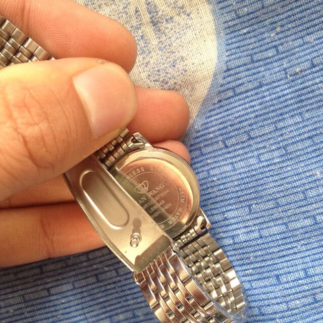 刚买一块天王表型号是GS3772S\/D-A不知真假