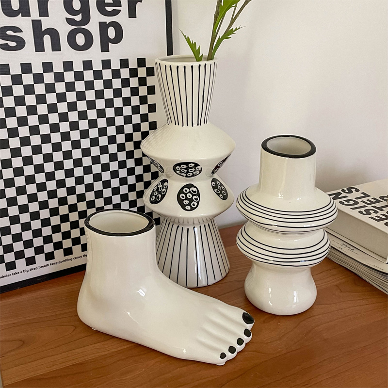 Horizontal Stripes Art Style Ceramic Vase Decoration Living Room Dining Table Flower Ware 2021 New Style White Home Decorations