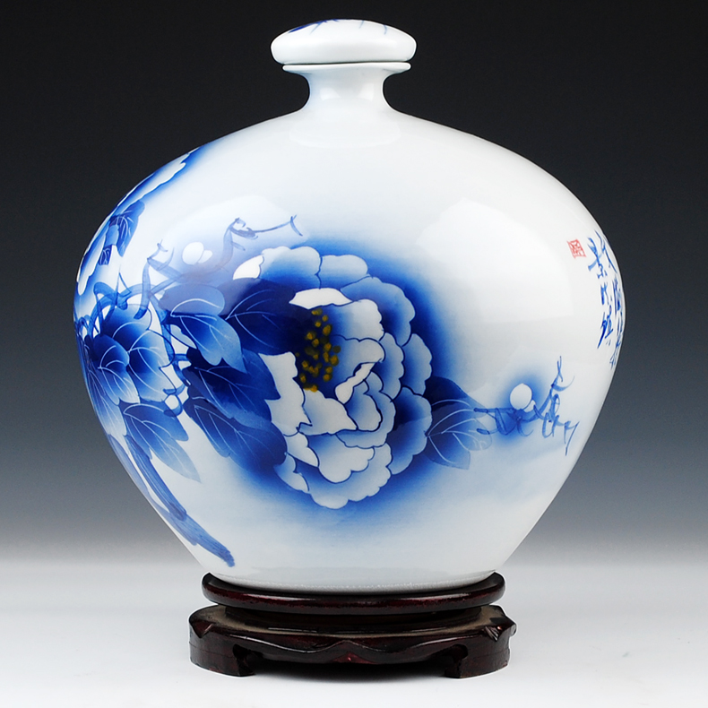 The Master of jingdezhen famous blue and white ten catties outfit Wu Wenhan hand - made ceramic terms bottle 10 jins jars jugs seal