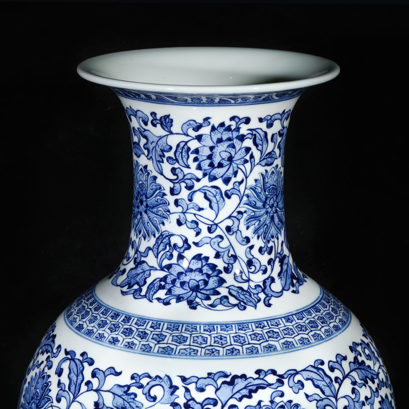 Jingdezhen ceramics imitation qianlong blue and white porcelain vases, flower arrangement archaize sitting room porch of new Chinese style furnishing articles